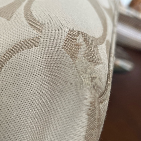 Coach Carly signature canvas shoulder/Tote GUC - Picture 14 of 15